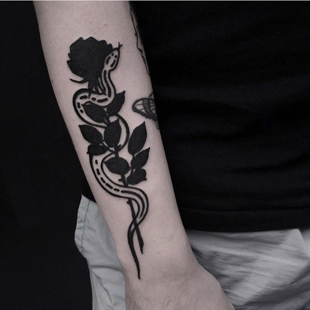 Snake and rose tattoo by ignacio ttd - Tattoogrid.net