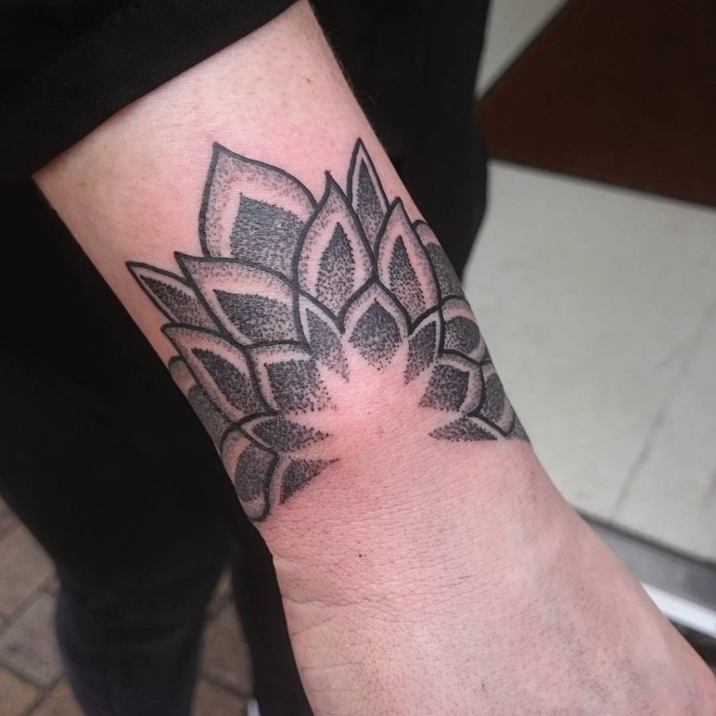 Jacaranda leaf and flowers by tattooist picsola