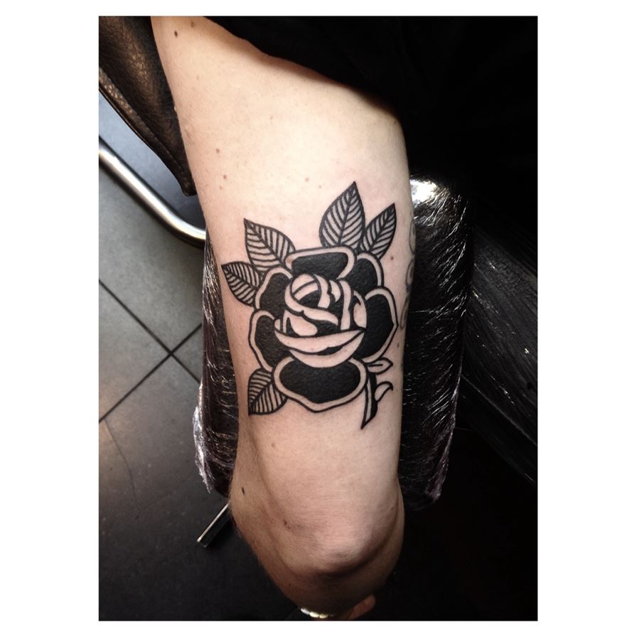 Negative Space Black Rose Tattoo Tattoogrid Net