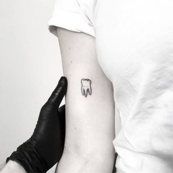 Tooth tattoo