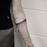 Abstract dotwork armband tattpp