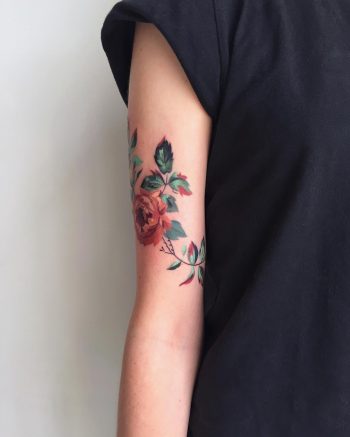 Beautiful and simple flower on the arm