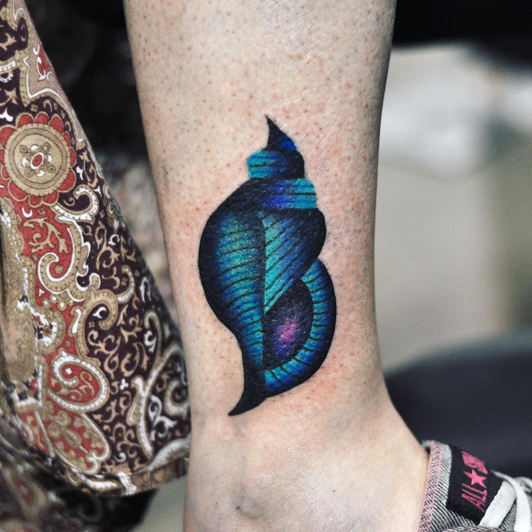 Abstract shell tattoo