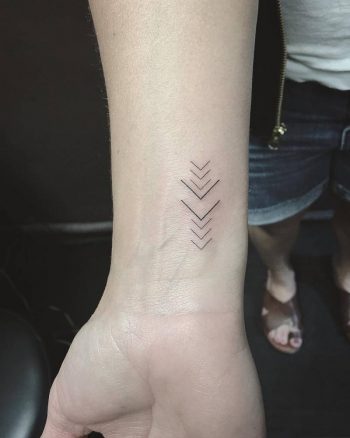 Arrows and Compass, Arm, Wrist, or Neck Tat – Quick Temporary Tattoos