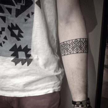 Ornamental armband tattoo