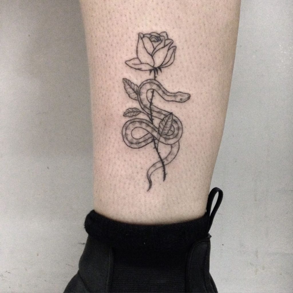 16+ Snake And Rose Tattoo Meaning That Will Blow Your Mind!