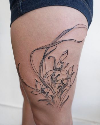 Thick to thin japanese style florals tattoo