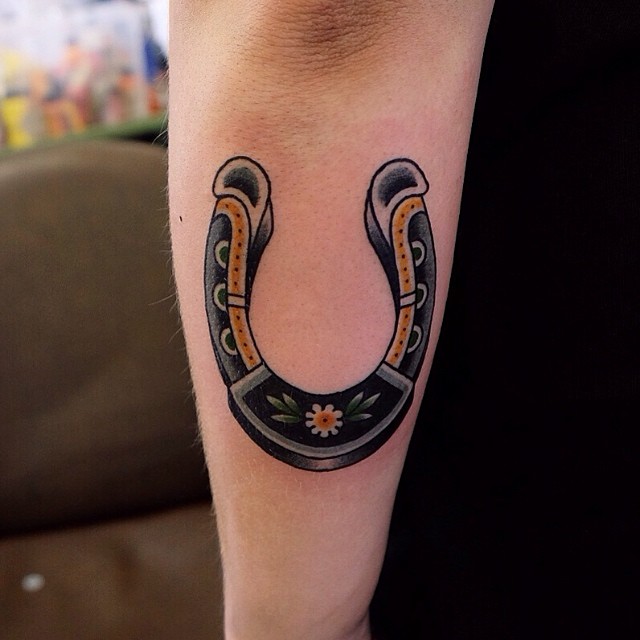 Horseshoe With Jasmine Tattoo by Zenger Tattoo in Wilmington, NC : r/tattoo