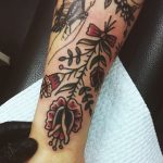 Oldschool style floral bundle tattoo