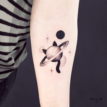 Saturn kitty tattoo