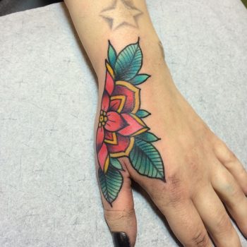 Simple traditional flower