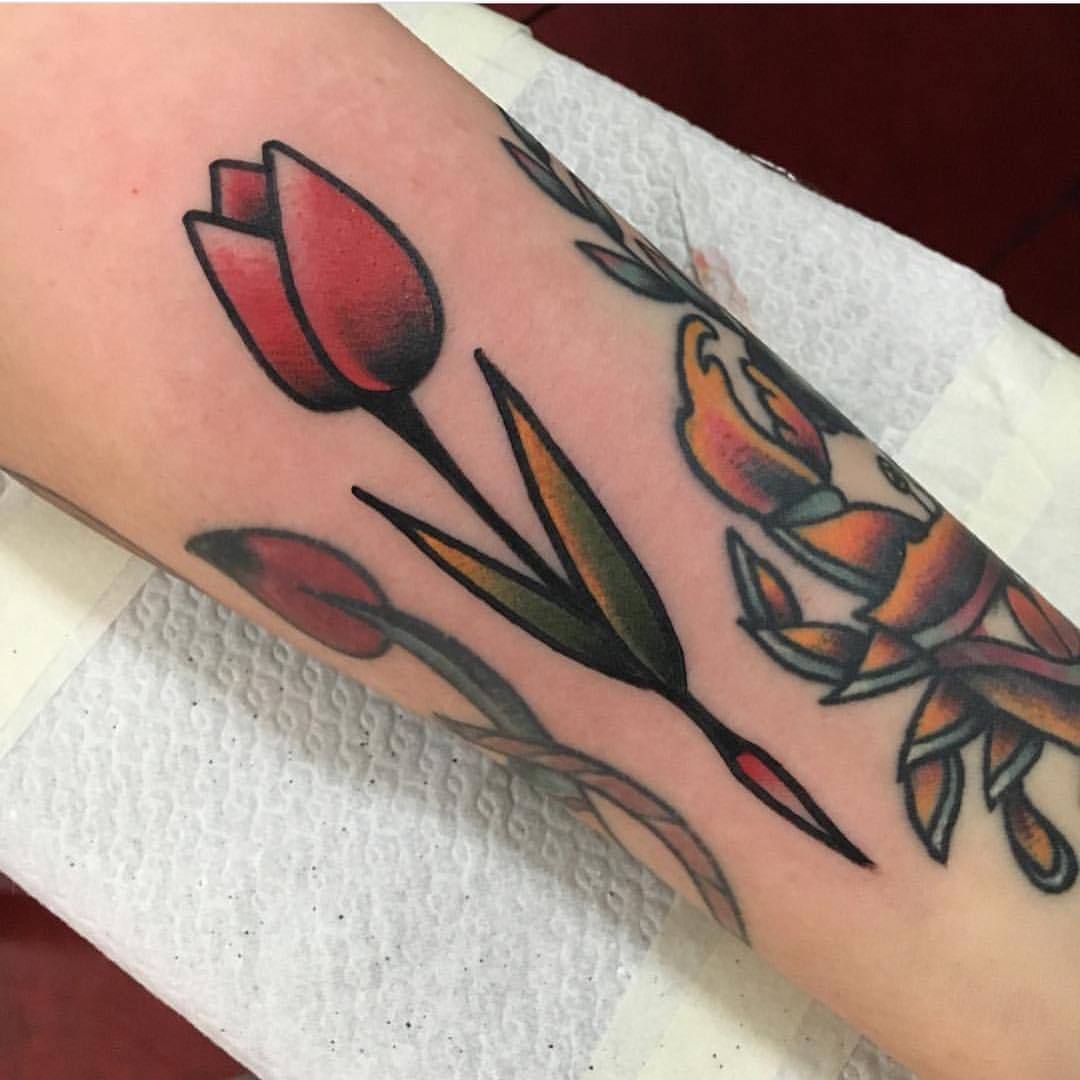 Red tulip tattoo by jeroen van dijk