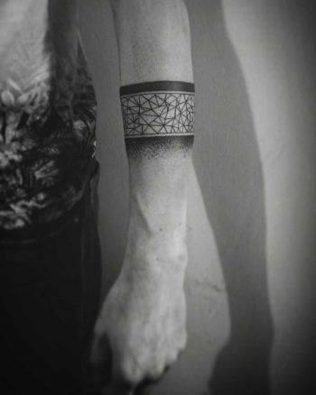 Blackwork geometric armband