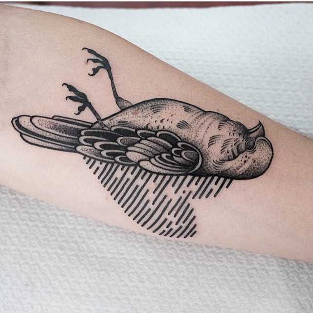 Dead bird tattoo by jonas ribeiro