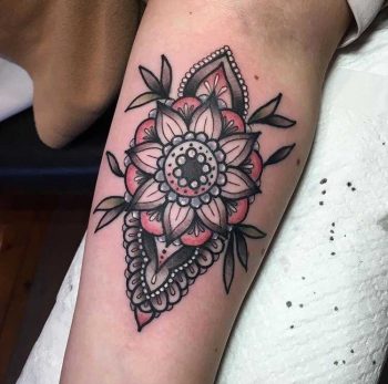 Floral piece by avalon desu
