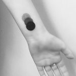 Gradient circles tattoo by pablo torre