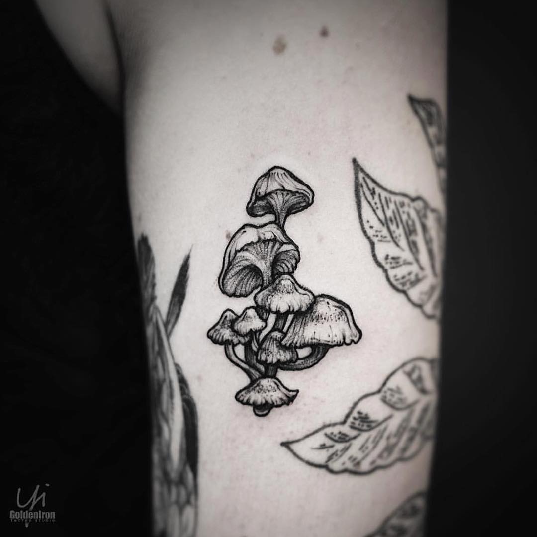 Mushrooms tattoo by yi postyism