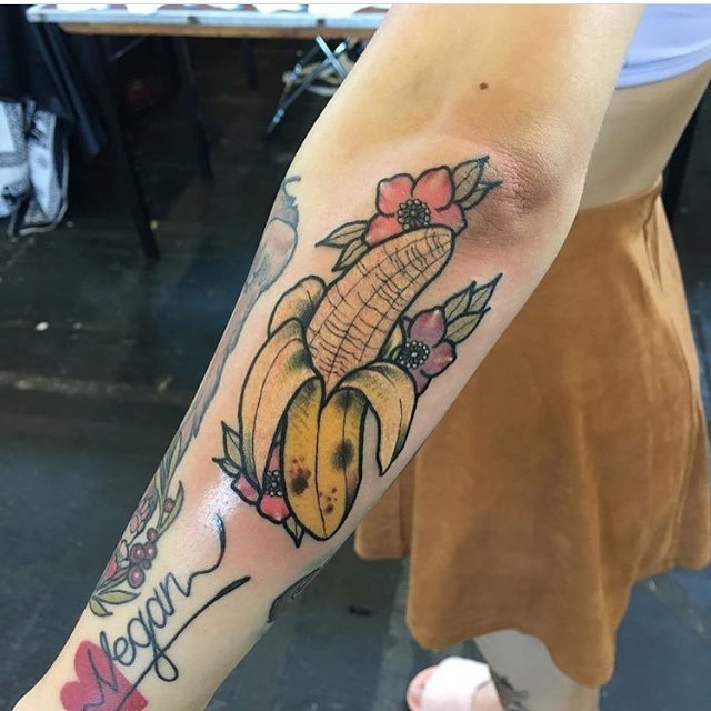 Neotraditional banana tattoo