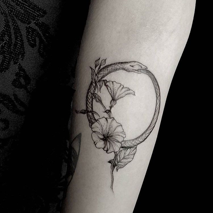 Ouroboros and flowers by stella tx