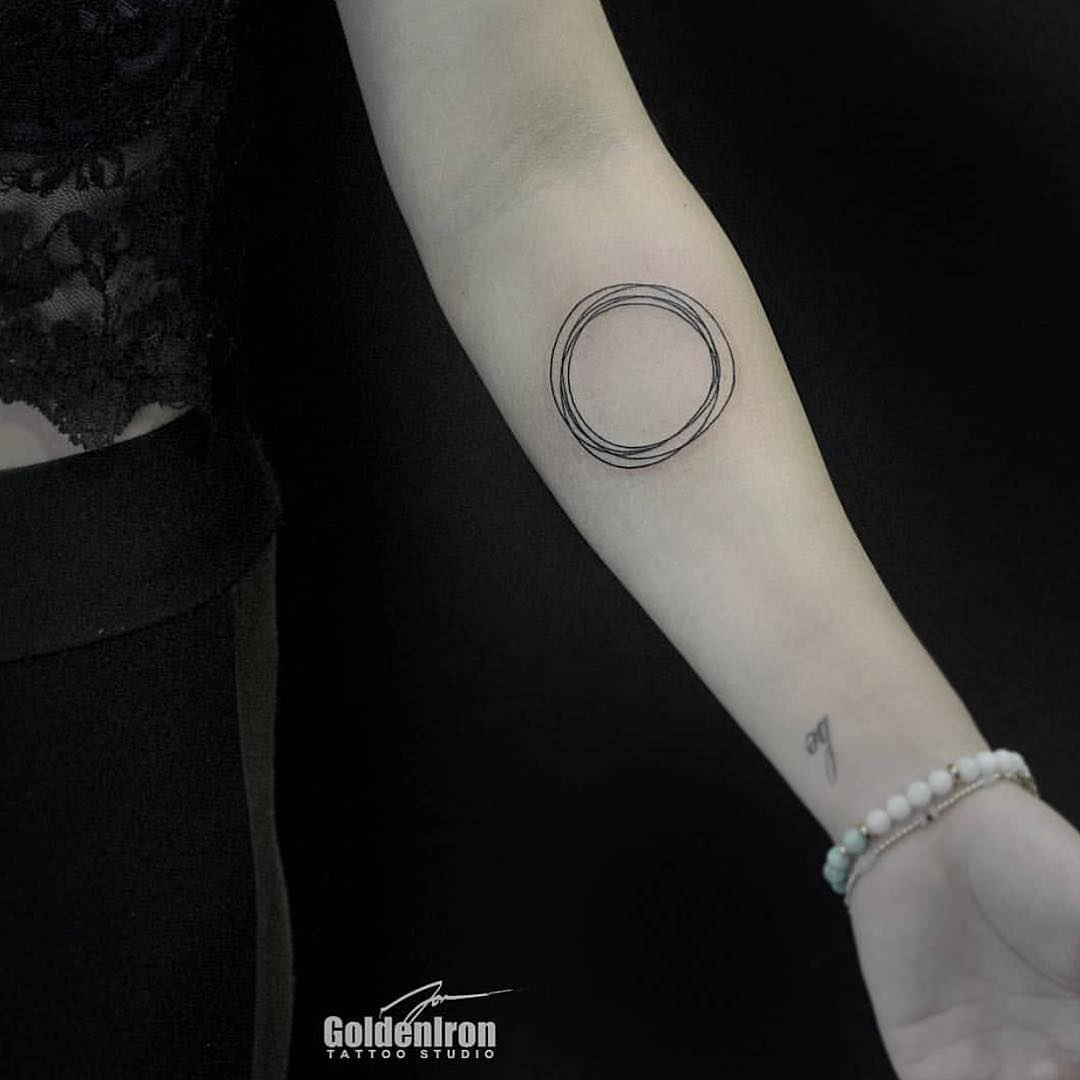 Overlapping Circles Tattoo Tattoogrid