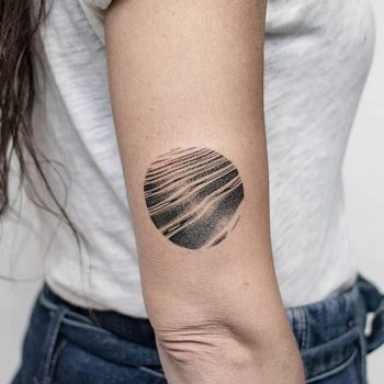 Wavy surface tattoo