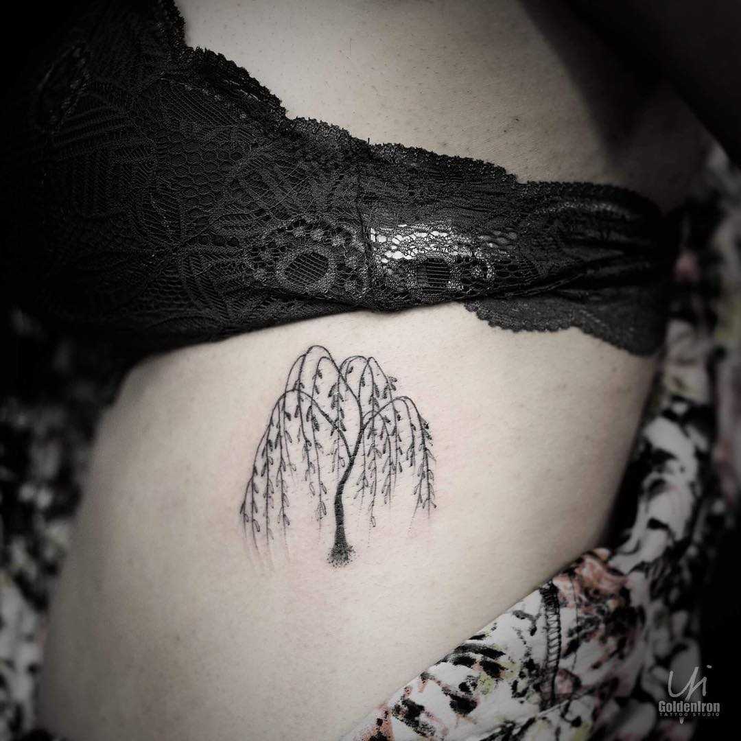 Willow tree tattoo by yi postyism