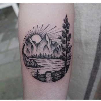 Circular mountainous landscape by roald