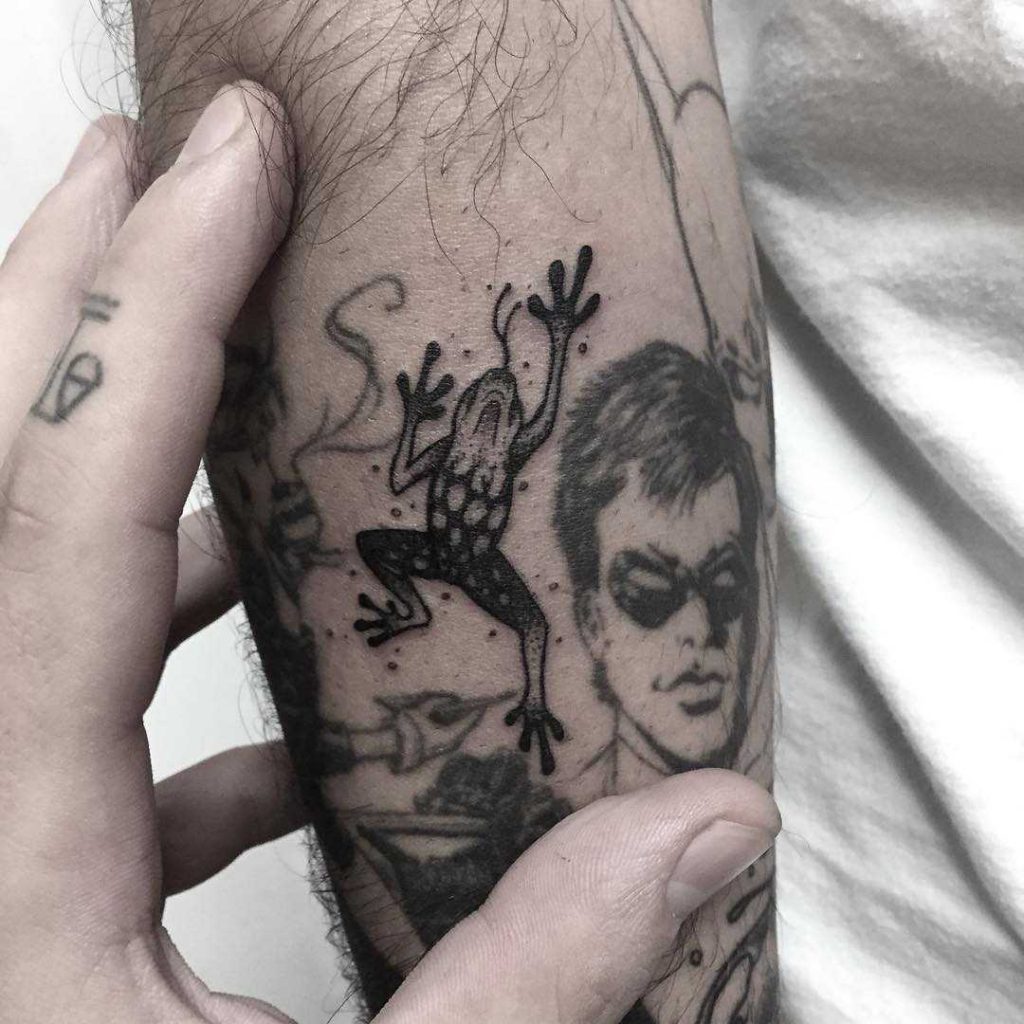  Chameleon tattoo on the calf - Tattoogrid.net
