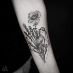 Flower and hexagon tattoo by yi postyism