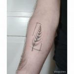 Leaf tattoo by beta pokes