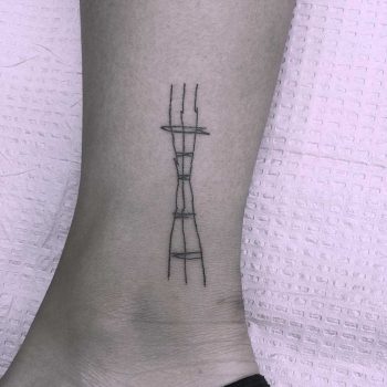 Minimalist Sutro Tower by Jen Wong