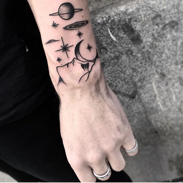 Planets and face tattoo by pastilliam