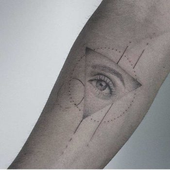 Triangular eye by Lindsay April