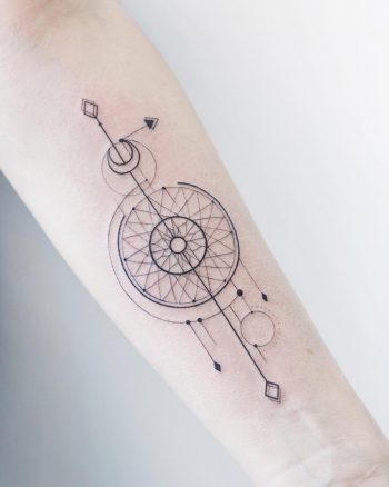 Ultra thin geometric piece