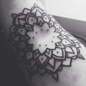 Crisp mandala with the dots
