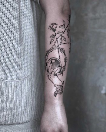 Crystal ball nd flowers by Bella Donna