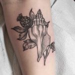 Shell tattoo by Rachel Hauer