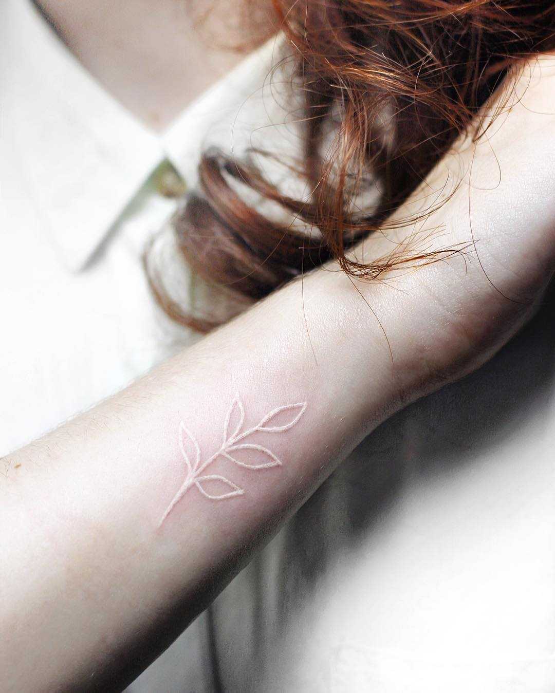 Small white branch on the forearm