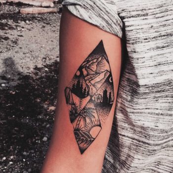 Travel stories in a rhombus