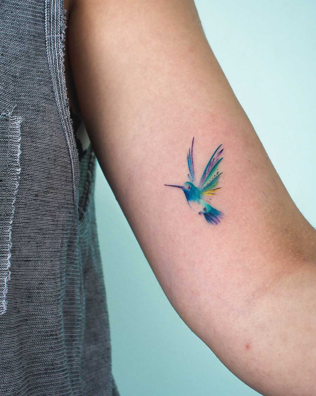 Colorful hummigbird by Iris Tattoo Art