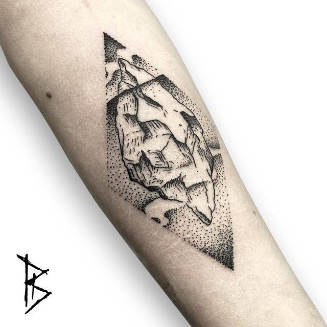 Dot-work iceberg tattoo