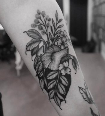 Floral heart by roald vd Broek
