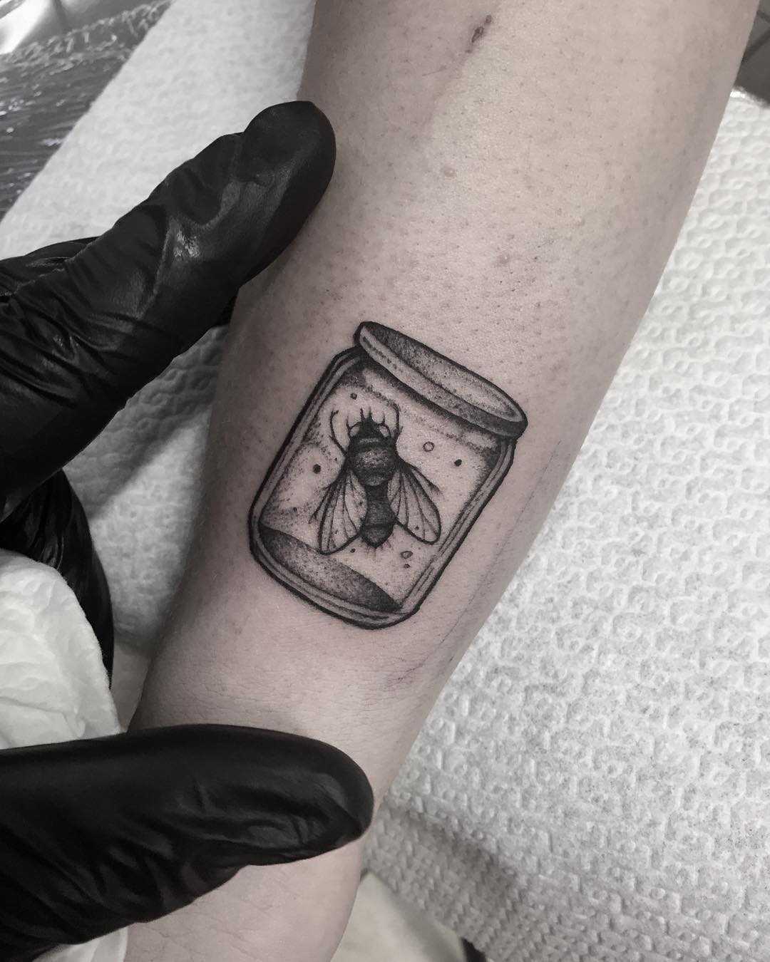 Fly in a jar done at Primordial Pain Tattoo, Milano