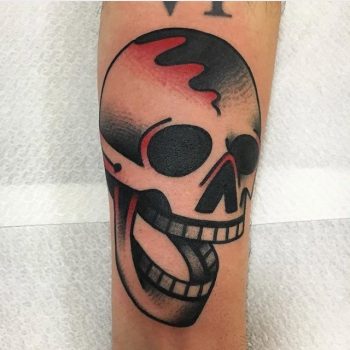 Old-school skull tattoo by Jeroen Van Dijk