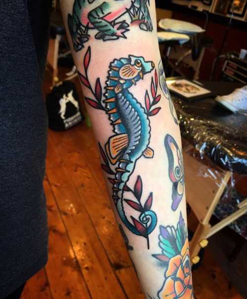 Seahorse tattoo by Avalon Desu