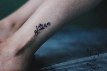Tiny flower by Tanya's Tattoos