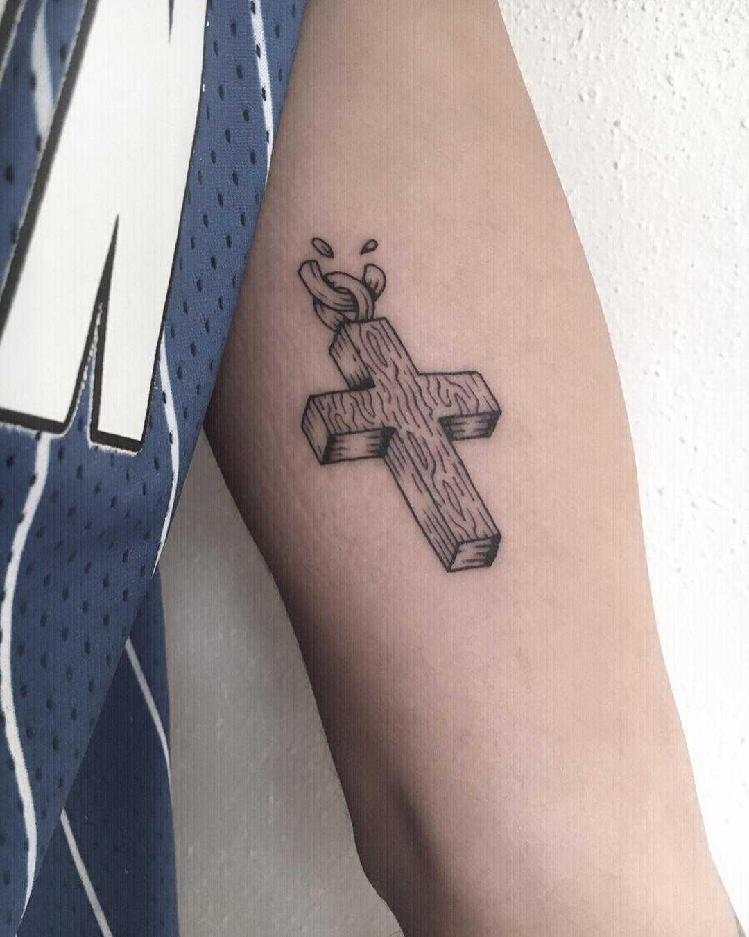 Wooden Cross Tattoo On Back Shoulder