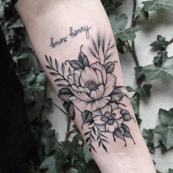 Beautiful flowers by Roald Vd Broek