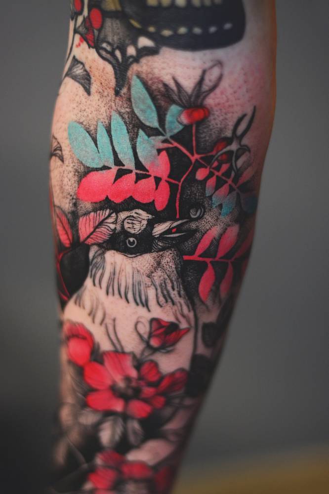 Bird between branches tattoo by Joanna Świrska Dżo Lama