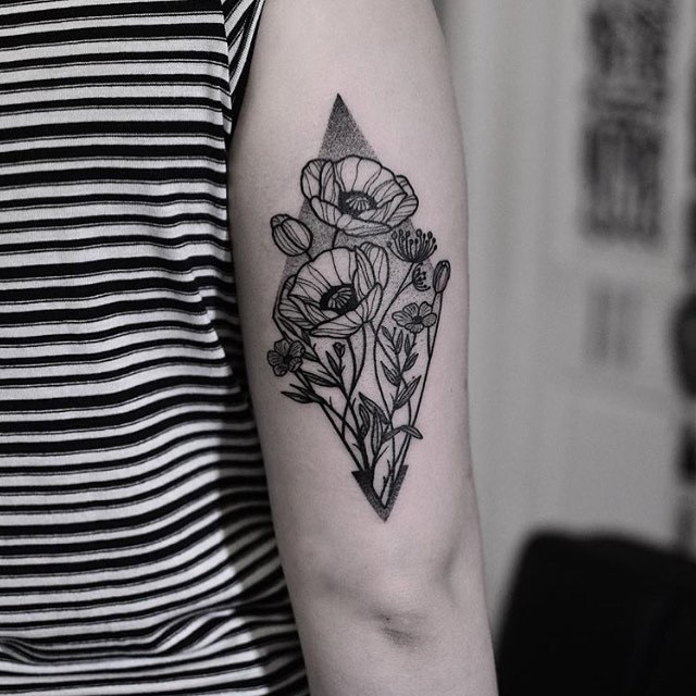 Floral rhombus tattoo by Wagner Basei